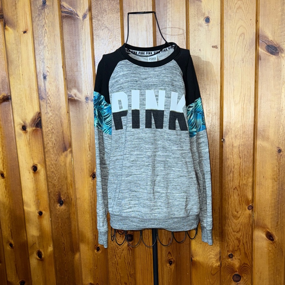 Victoria's Secret PINK Gray and Black Top size small crew neck floral tropical